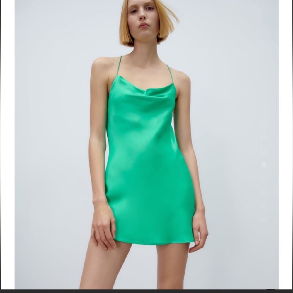 Favorite blogger Zara satin effect mini dress - Picture 3 of 8